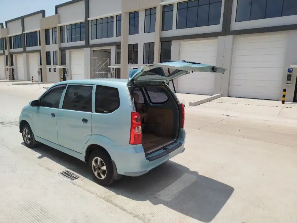 Daihatsu Xenia 2008 Bensin