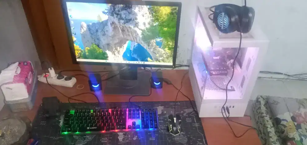 Intel core i5 + VGA 8 GB