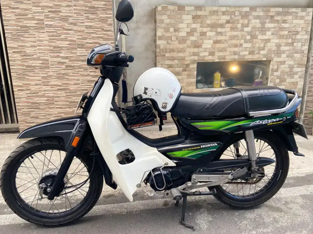 Astrea Grand 1996 Istimewa
