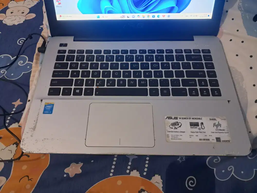 Laptop Asus X455L core i3 ram 10gb SSD 128gb