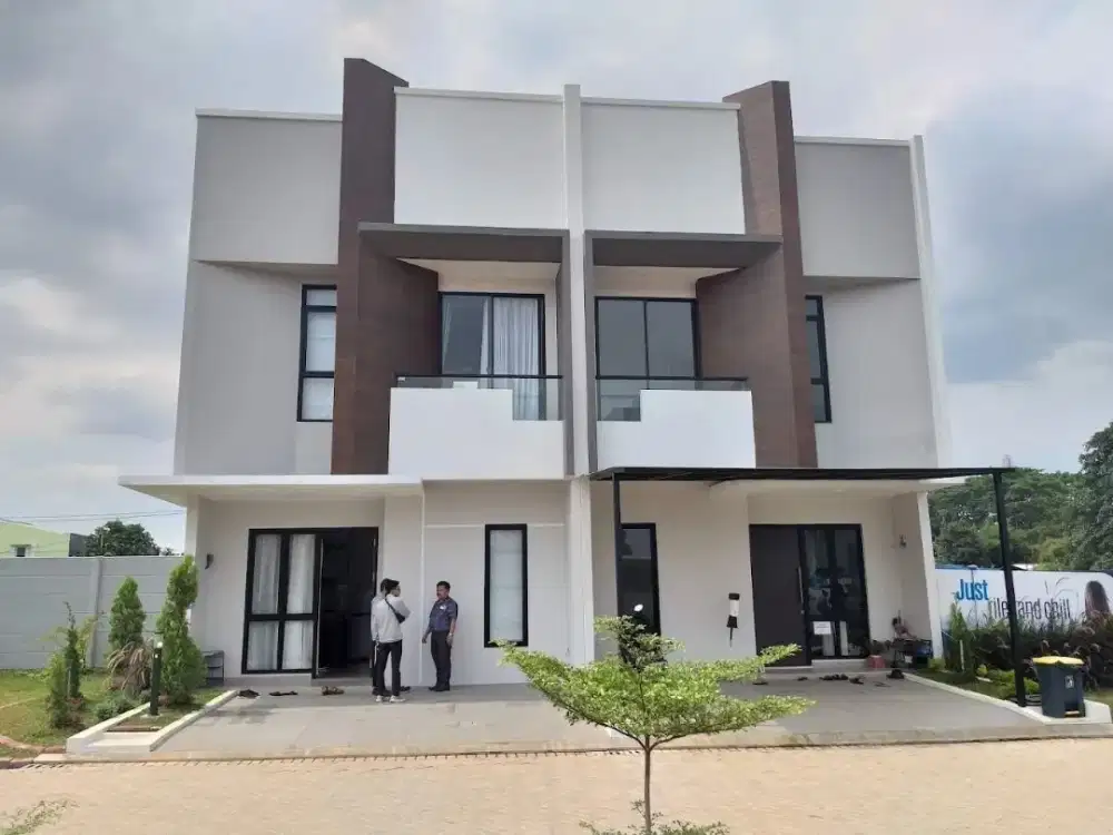 RUMAH SERPONG KONSEP MODERN TROPIS DI JANTUNG KOTA MANDIRI MODERN