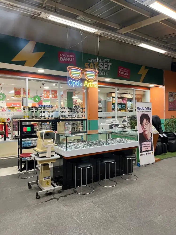 Lowongan kerja optik