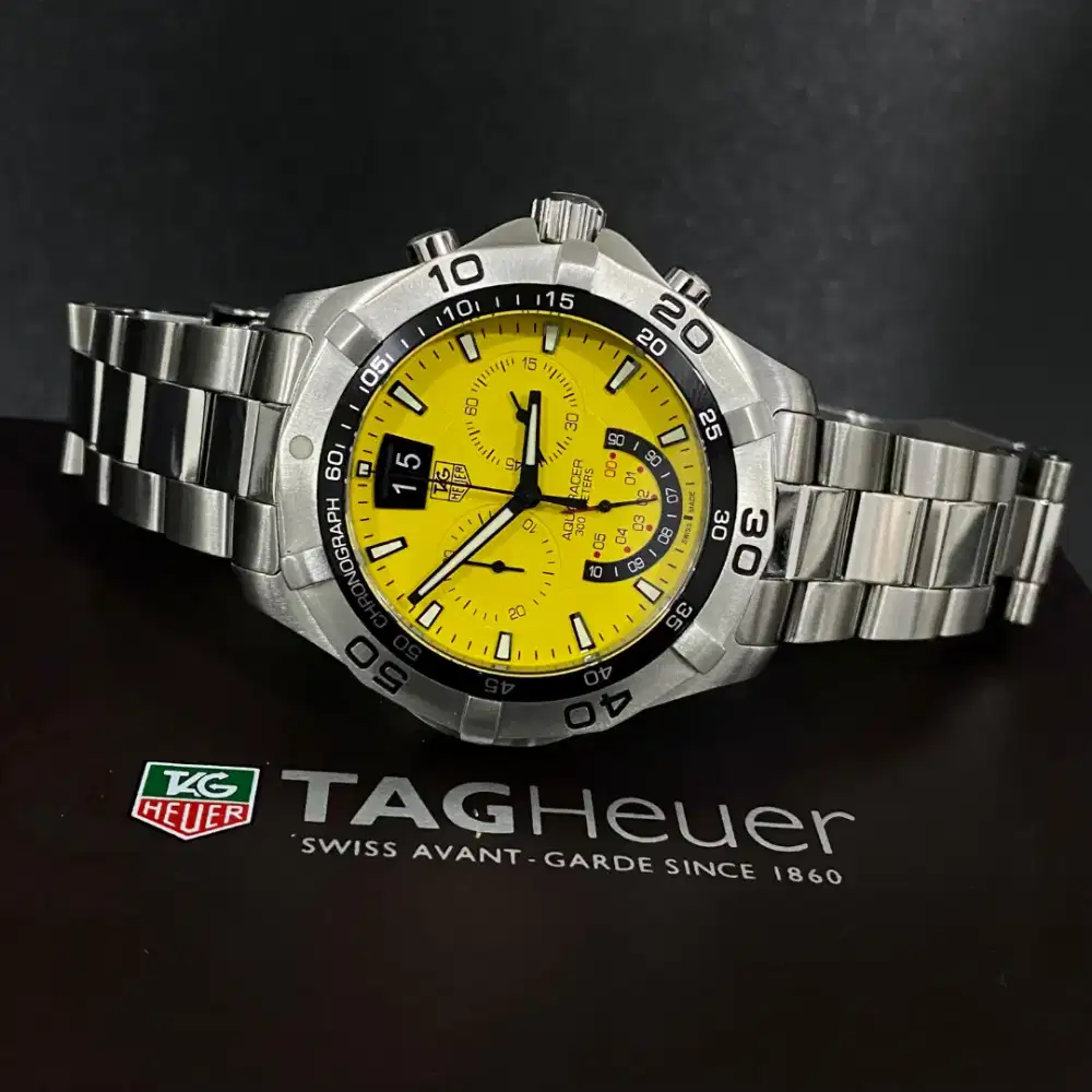 [For Sale] TAG Heuer AquaracerYellow Smile' Chrono Grande date CAF101D