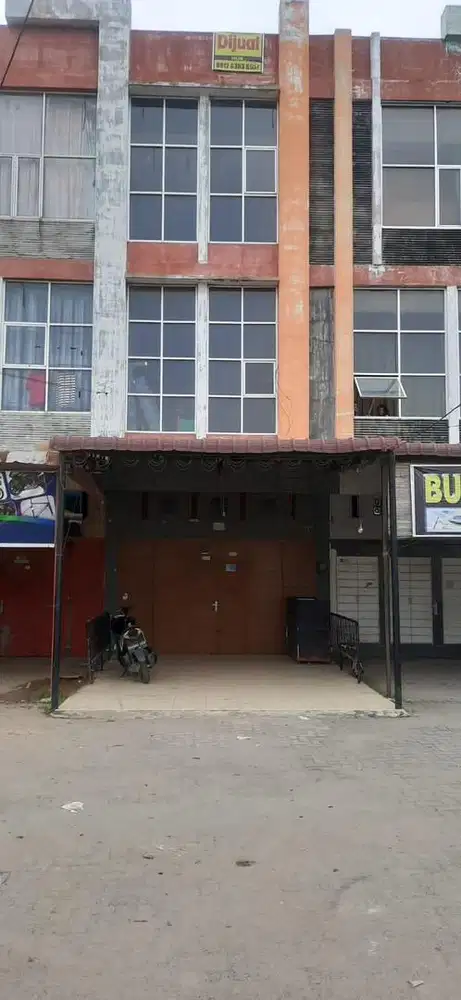 DI JUAL RUKO 4 LANTAI DI PERUMAHAN