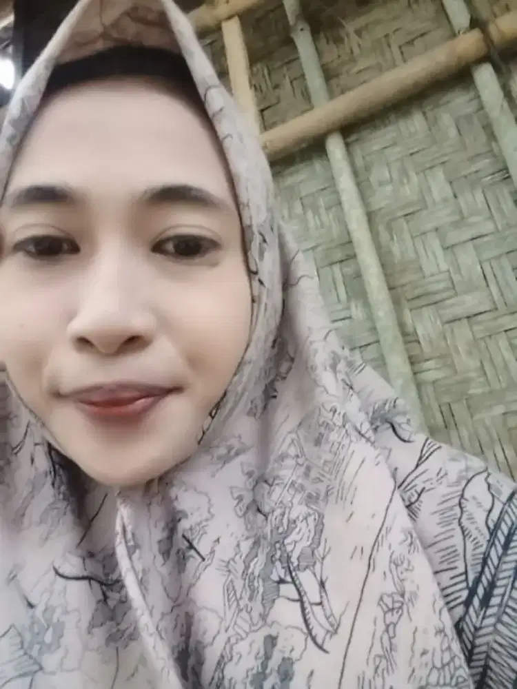Cari  lowongan cuci gosok  pulang pergi