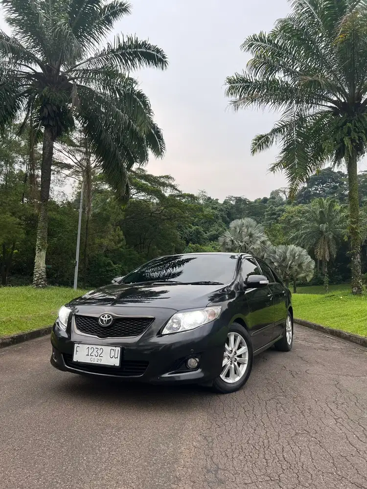 Toyota Corolla Altis 2010 Bensin