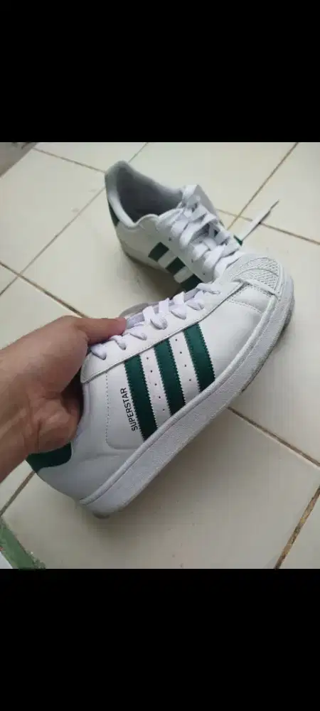 Adidas superstar pria