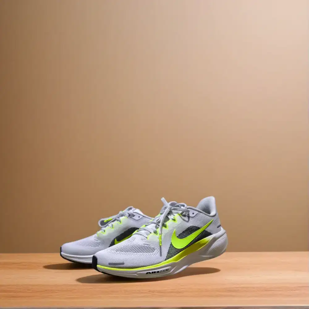 Nike Airzoom Pegasus (White Neon, US9)