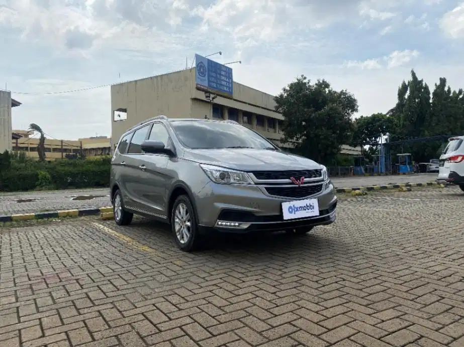 TDP 7,JT Wuling Cortez 1.5S T Lux+ Bensin-AT Abu 2021