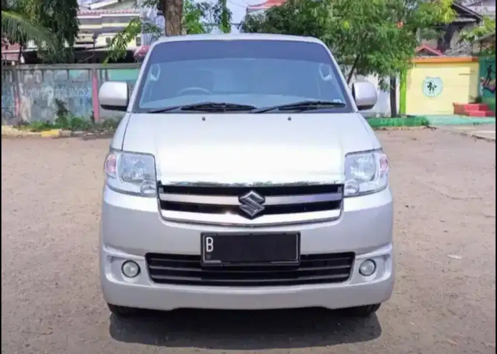 APV ARENA GL MT 2013
