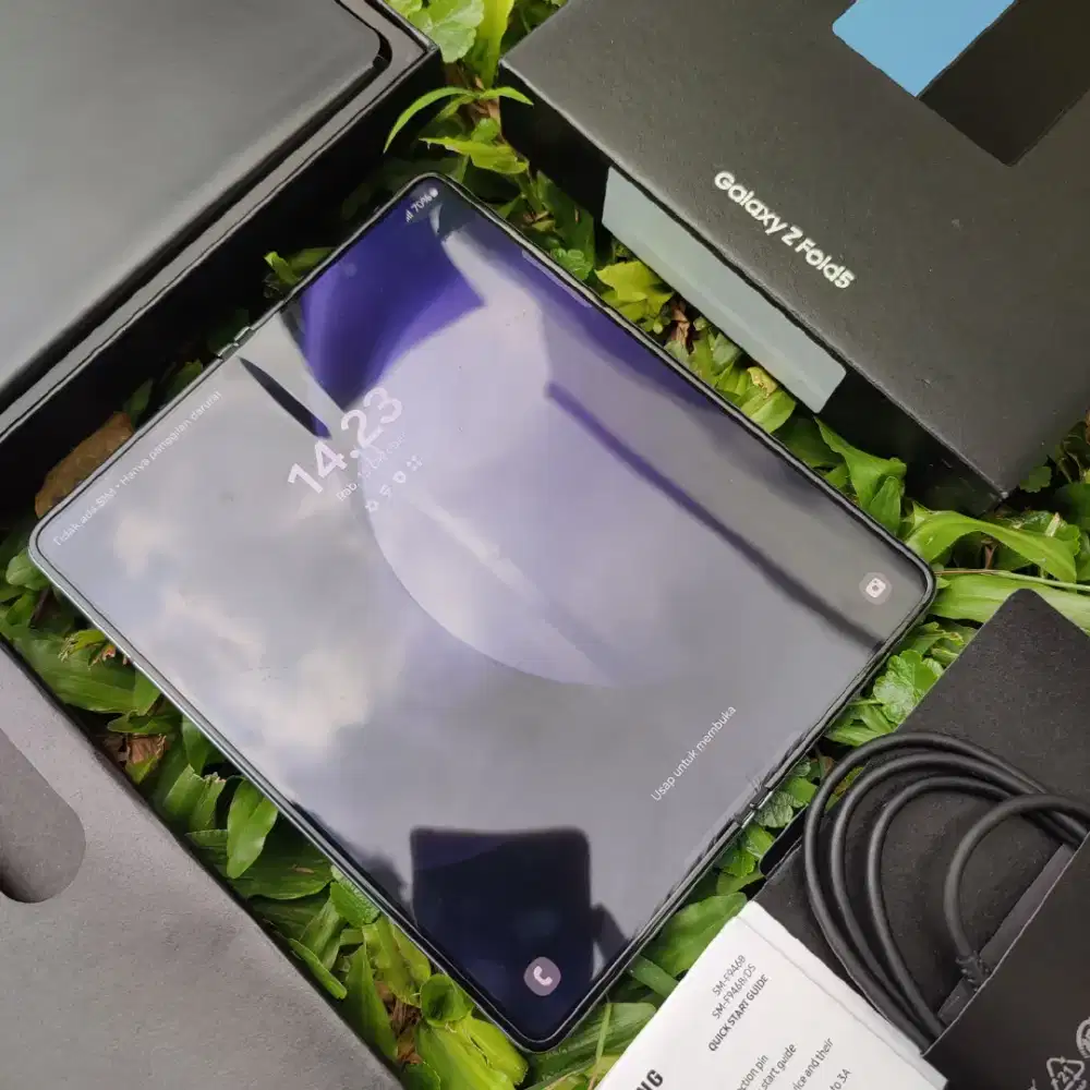 Samsung Galaxy Z Fold 5 12/512 SEIN Fullset