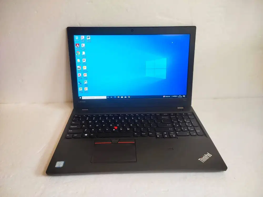 Lenovo Thinkpad T560 Core i7-6600U Ram 8GB Ssd 256GB Layar FHD A806