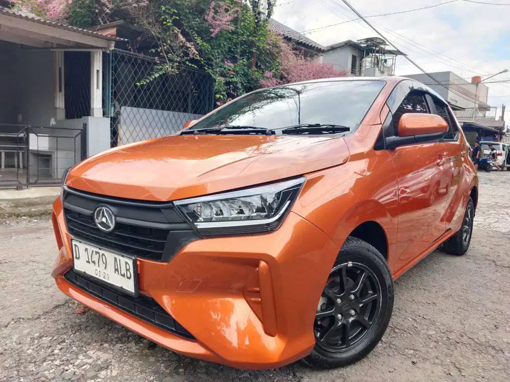 DAIHATSU AYLA 1.2 R MT 2024 ORANYE KM RENDAH 8Rbu , MULUS SEPERTI BARU