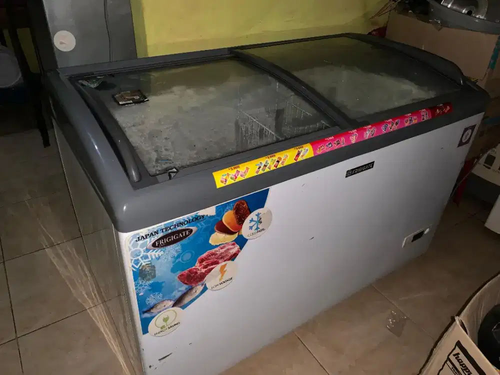 Frezzer friggate 400L ( Jual Cepat )