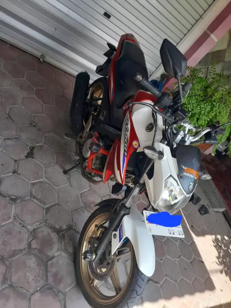DIJUAL VIXION 2014