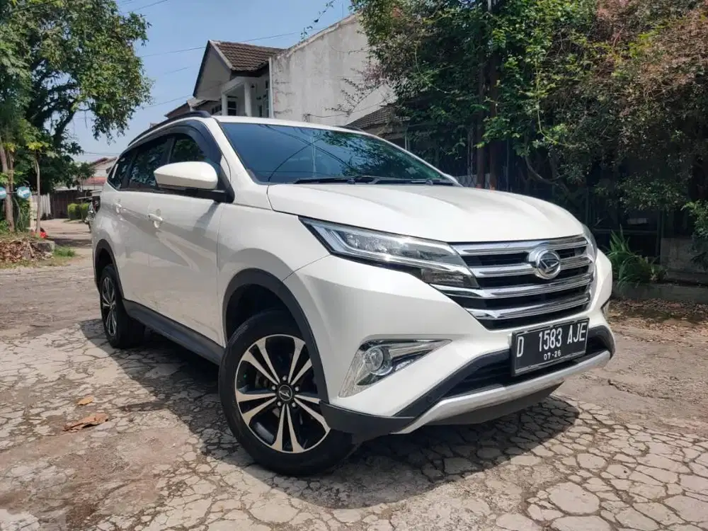 DAIHATSU TERIOS 1.5 R AT 2021 PUTIH ELEGANT , RECODE SERVICE RESMI !!