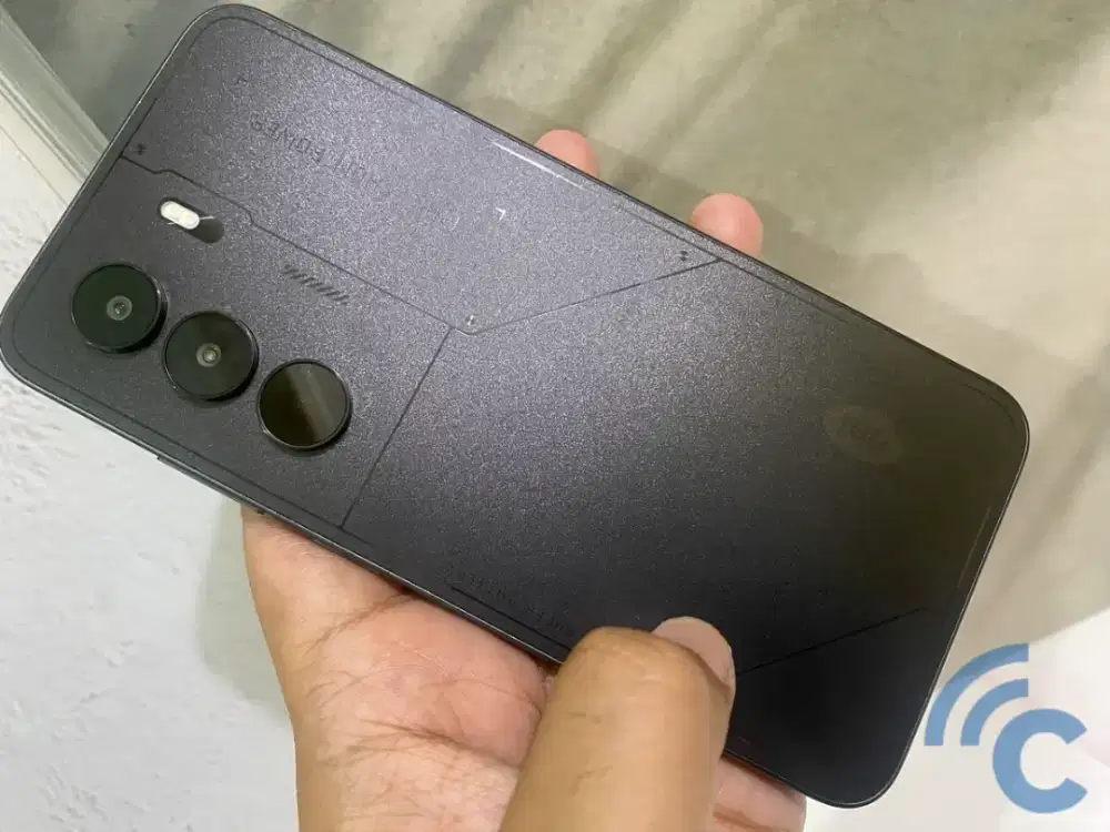 itel p70 Power 4+4/128 black