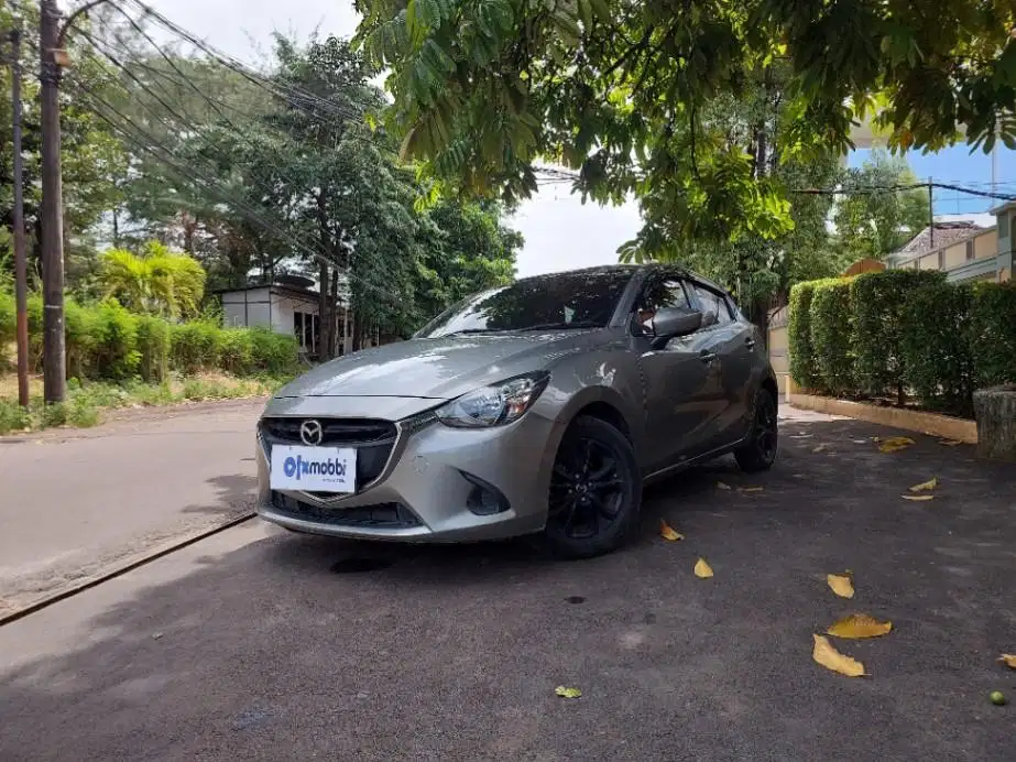 TDP 9,JT Mazda 2 1.5 Bensin-AT Silver 2017