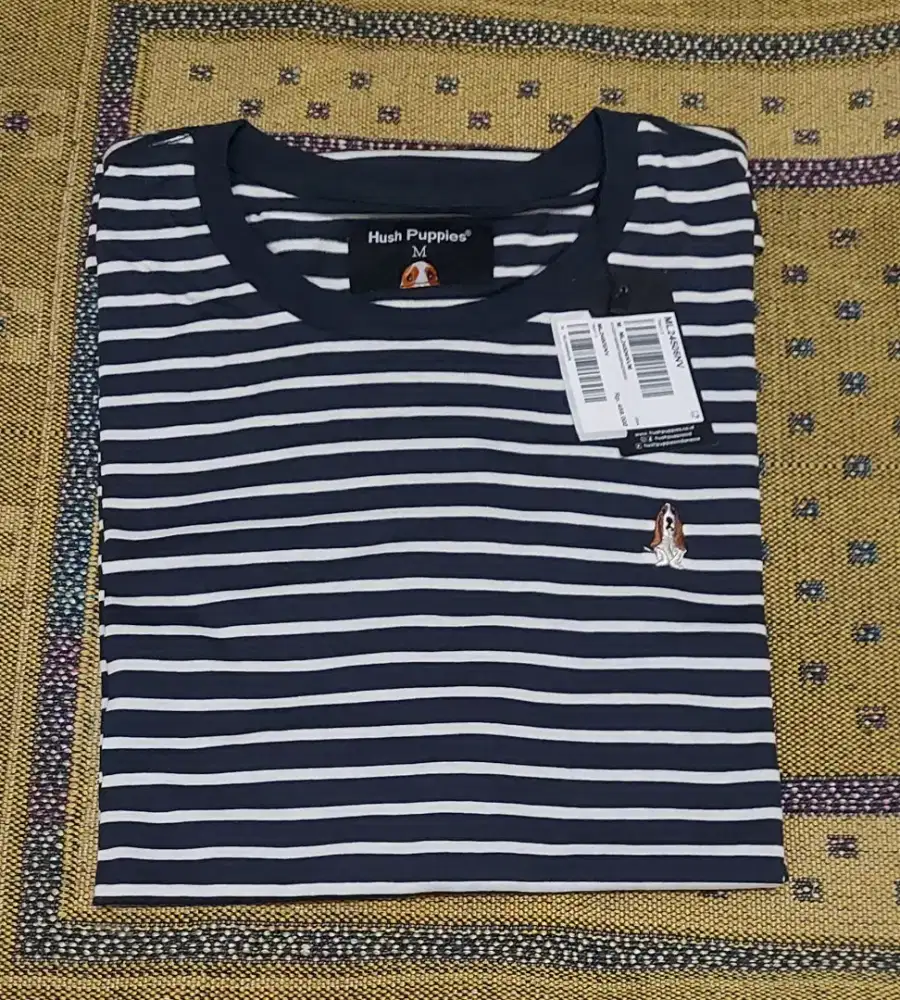 Kaos Hush Pupies sz M original