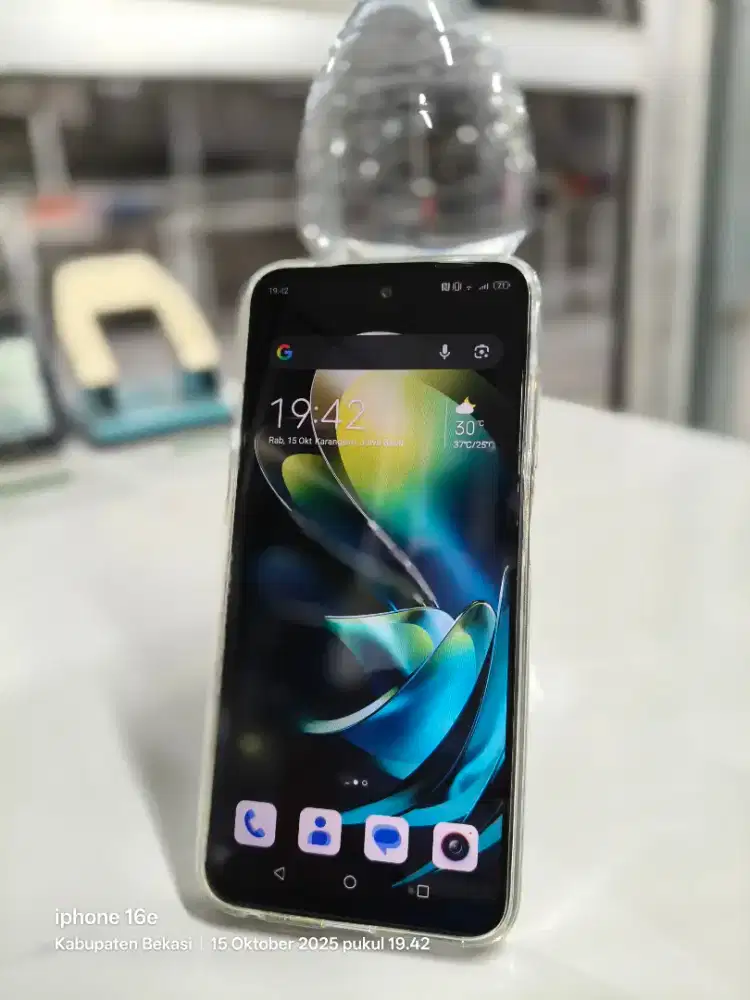 ZTE V70 design ram 8gb+8gb Rom 128gb mulus