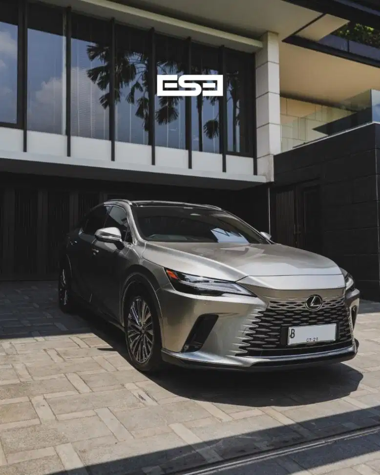 Lexus RX450h+ NIK 2024