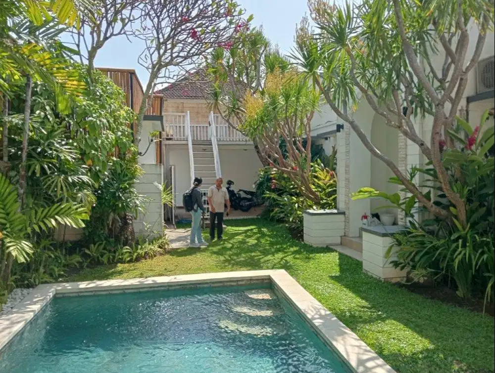 DROP PRICE !! VILLA for SALE in UMALAS KEROBOKAN near CANGGU