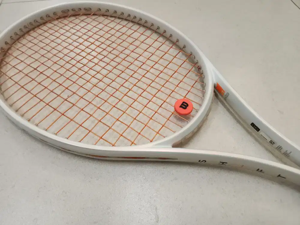 [Preloved] Raket Tenis Wilson Shift 99 V1 (300g) – senar ALU 4G 50 lbs
