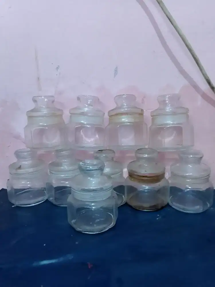 Dijual 10 botol toples mini total harga Rp.70.000 nego