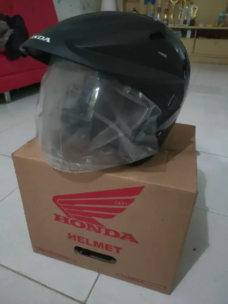 Dijual murah Helm Honda Ori dan Spion Sein