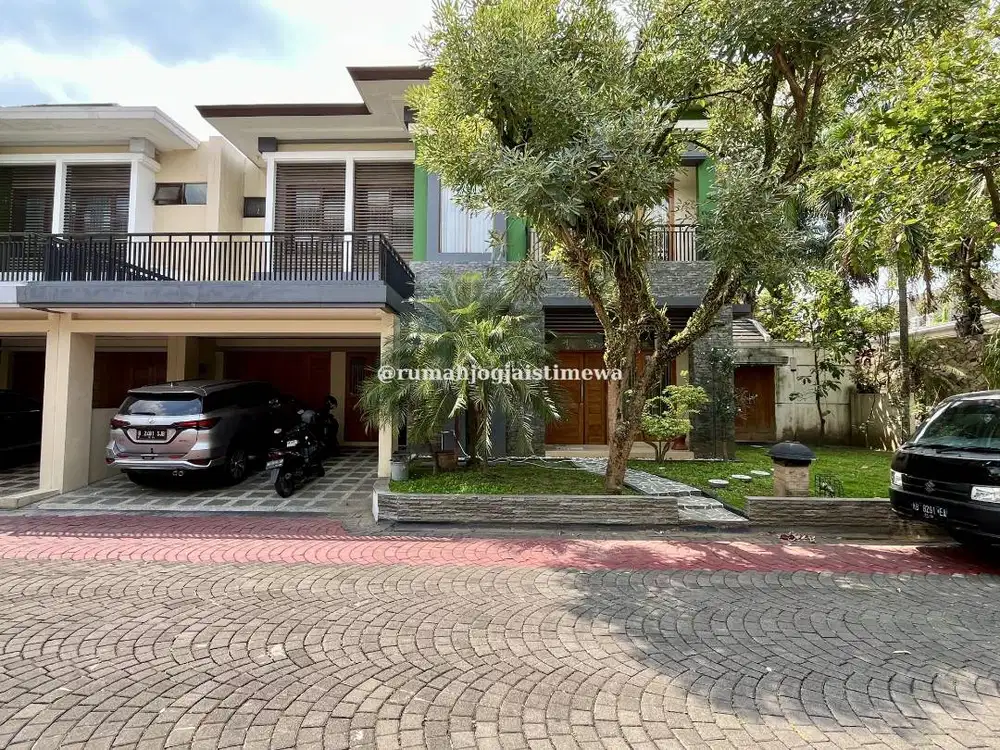 Rumah Mewah Dalam Perumahan Elit Taman Palagan Asri 3