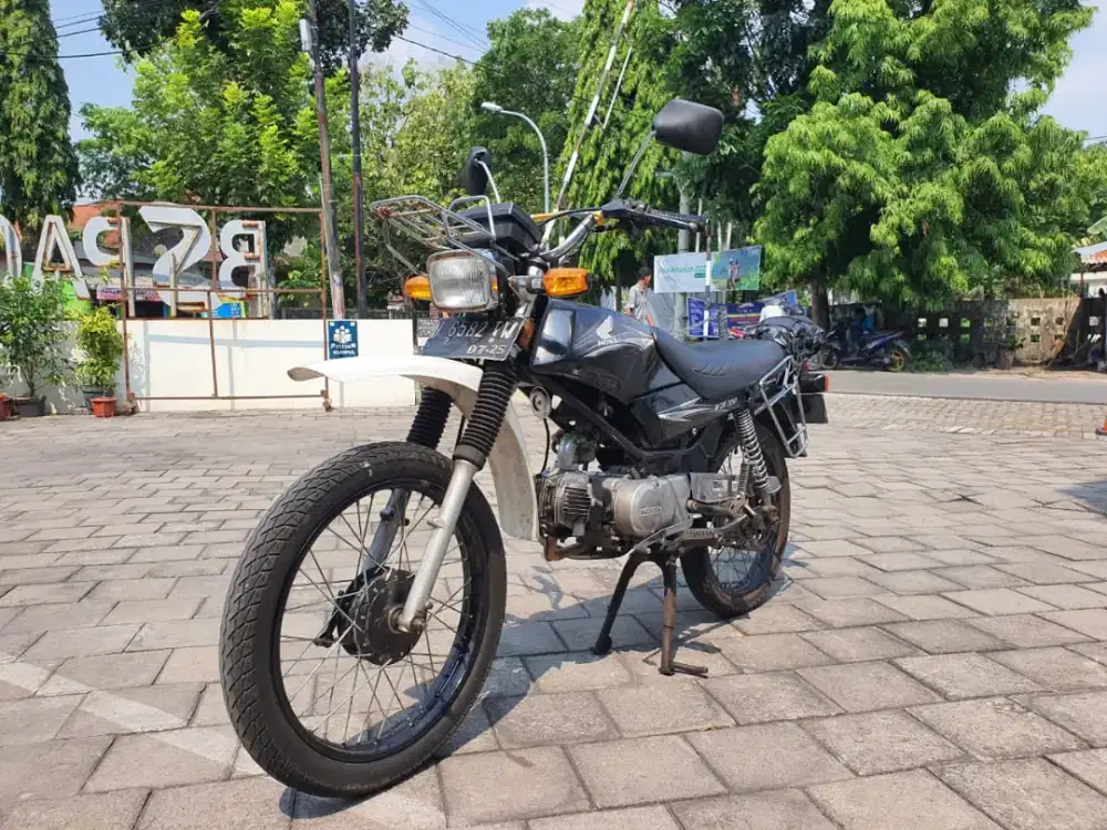 Honda WIN 100 1996 Hitam