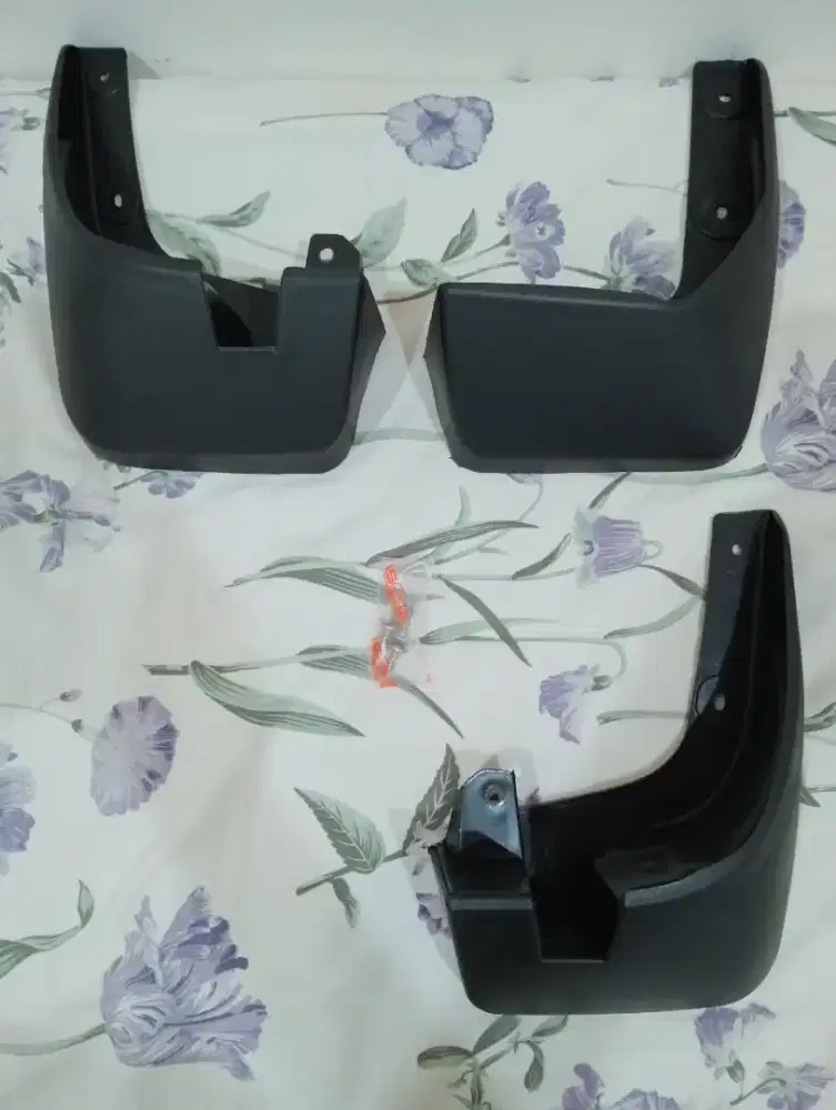 Karpet Roda/ Mud guard Avanza/Xenia