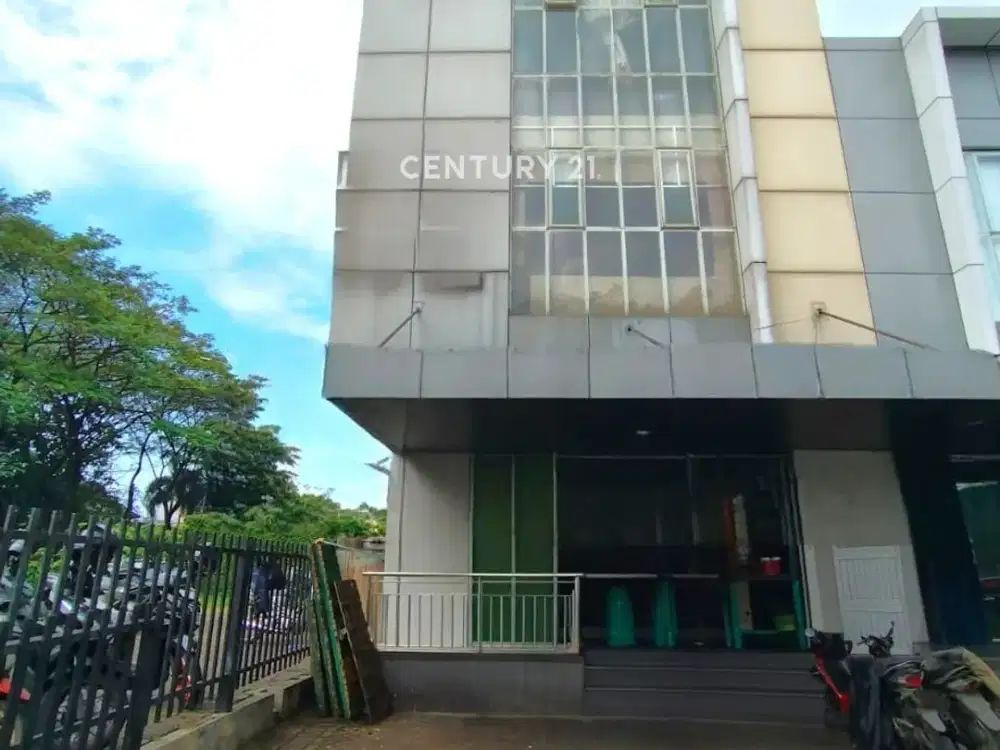 Ruko Sangat Bagus Di Lokasi Strategis Hook Graha Raya  8905