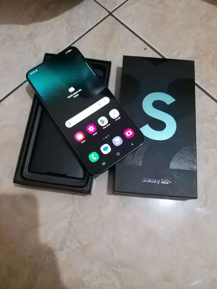 Samsung galaxy S22 plus 5G 8/256 Sein fullst No minuss
