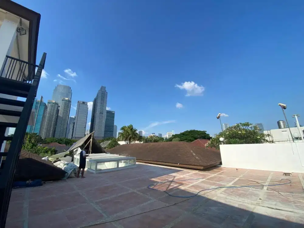 Disewakan Cepat Rumah 2 Lantai 5 Br Luas 1350m2 Private Pool SCBD Jakarta Selatan