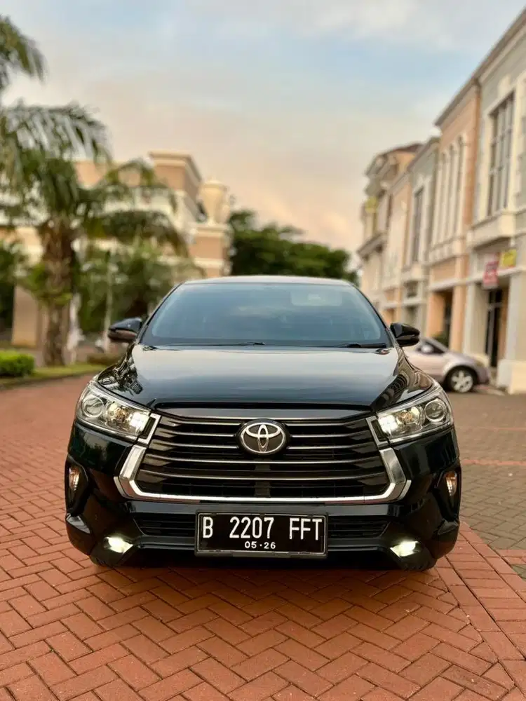 Innova reborn V diesel AT 2021