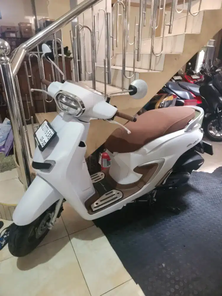 Stylo abs putih 2025 low km  Gbm