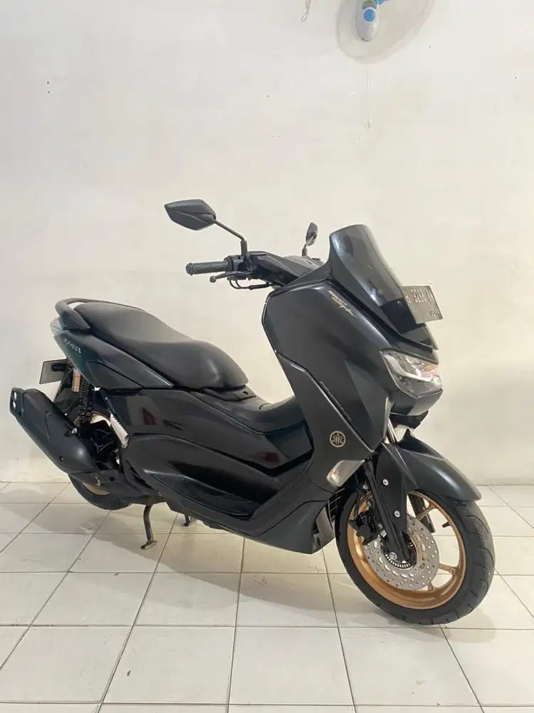 New Nmax 2021 hitam