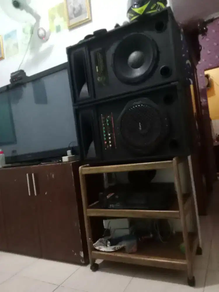 Di jual tv panasonic 50 inch