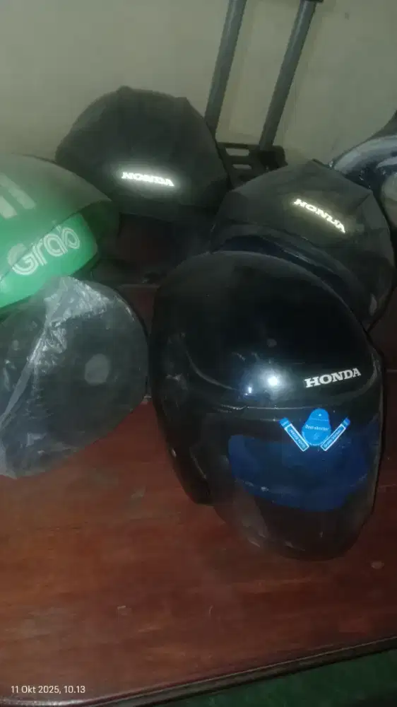 JUAL HELM BAGUS