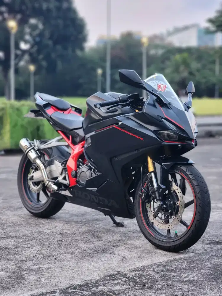 Honda CBR250RR NON ABS Black