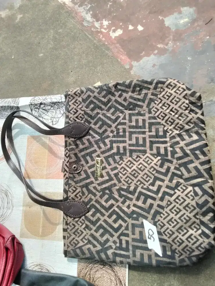 DILELANG MURAH TAS CANTIK MULUS DAN BERKUALITAS