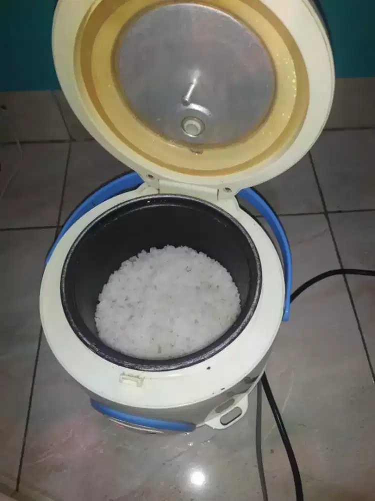 Magic com miyako 0,6 liter