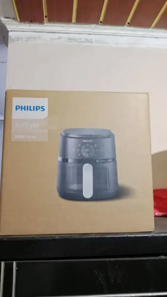 Air fryer merk philips , kondisi masih baru. door prize dari kantor