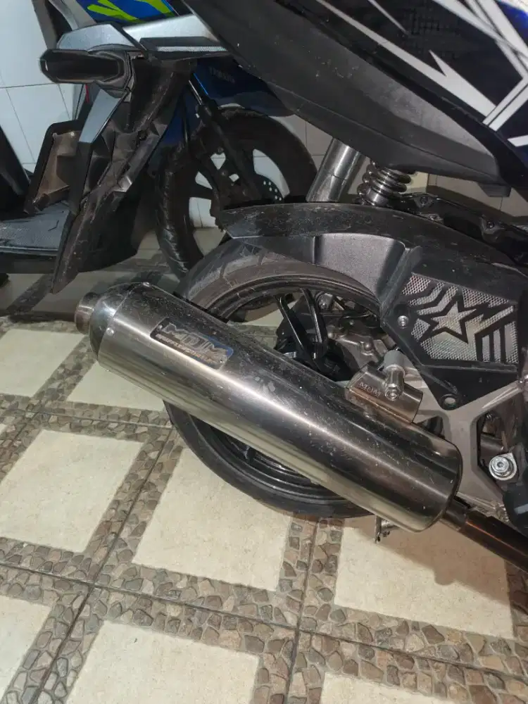 Knalpot Vario 125/150