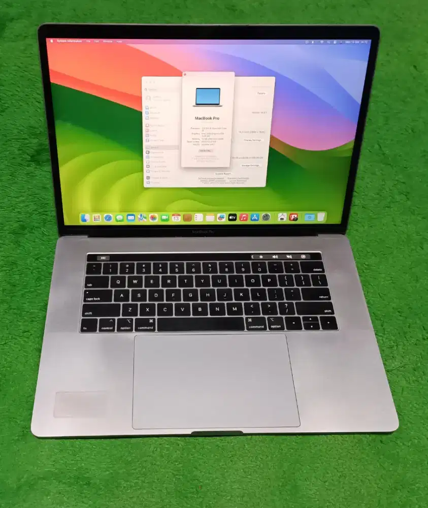 Macbook Pro 2019 15 inch i9 16/512 Grey Touchbar Dual VGA Murah