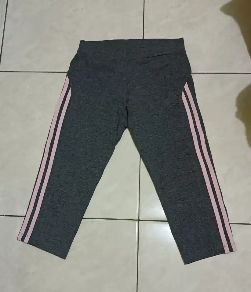 Celana Olahraga Preloved