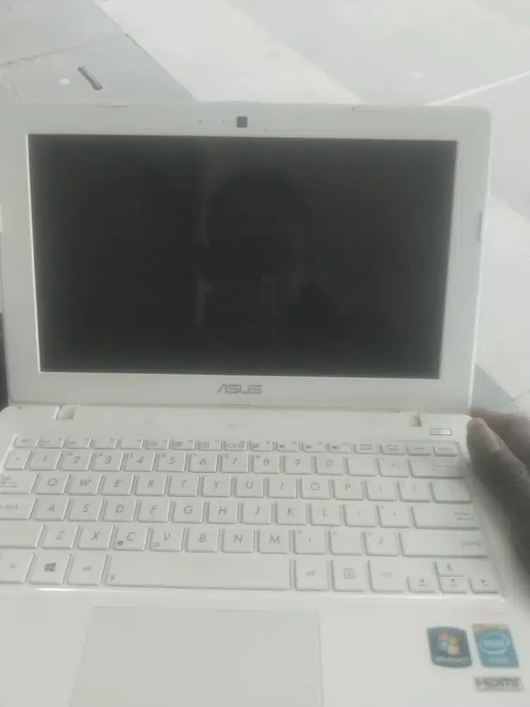 Jual laptop asus second
