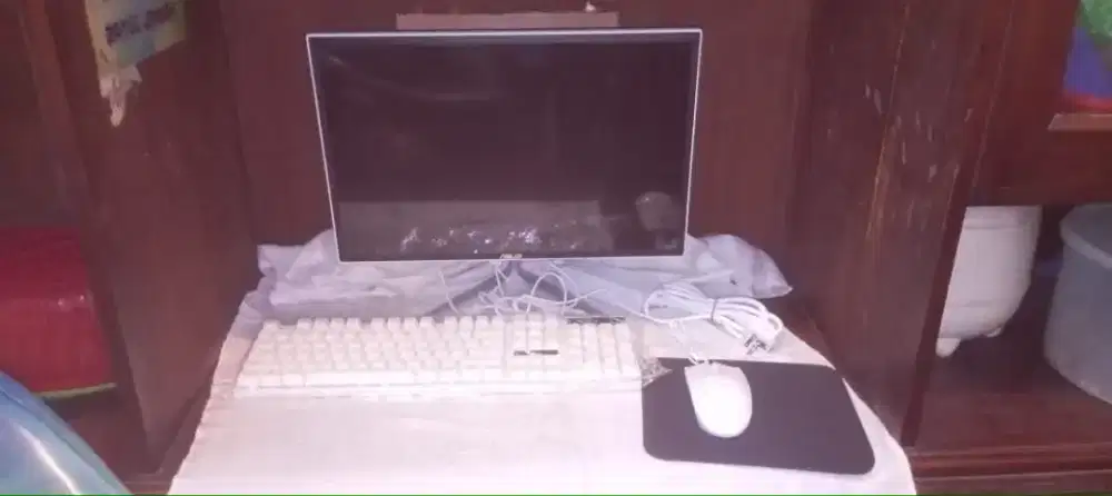 PC Asus All in One (AiO)