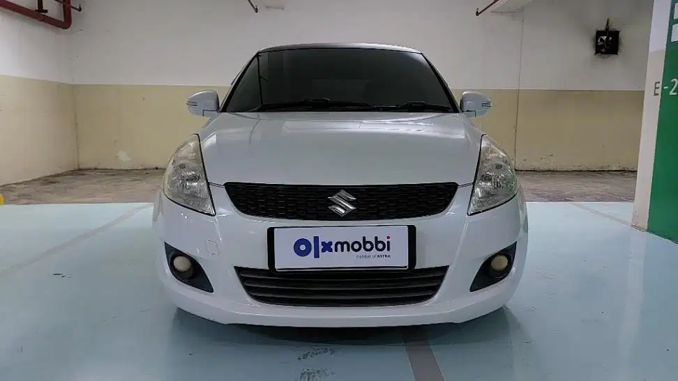 TDP 6,JT Suzuki Swift 1.4 GX Bensin-MT Putih 2012